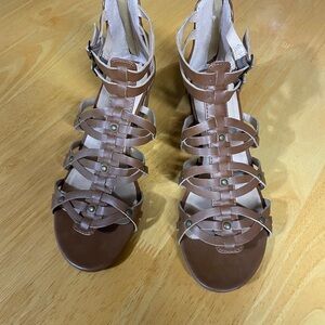 BONGO Brown Strappy Sandals